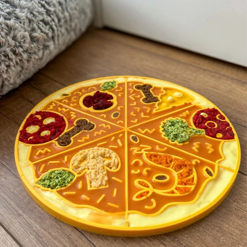 Mata do lizania dla psa w kształcie pizzy FIZZA żółta